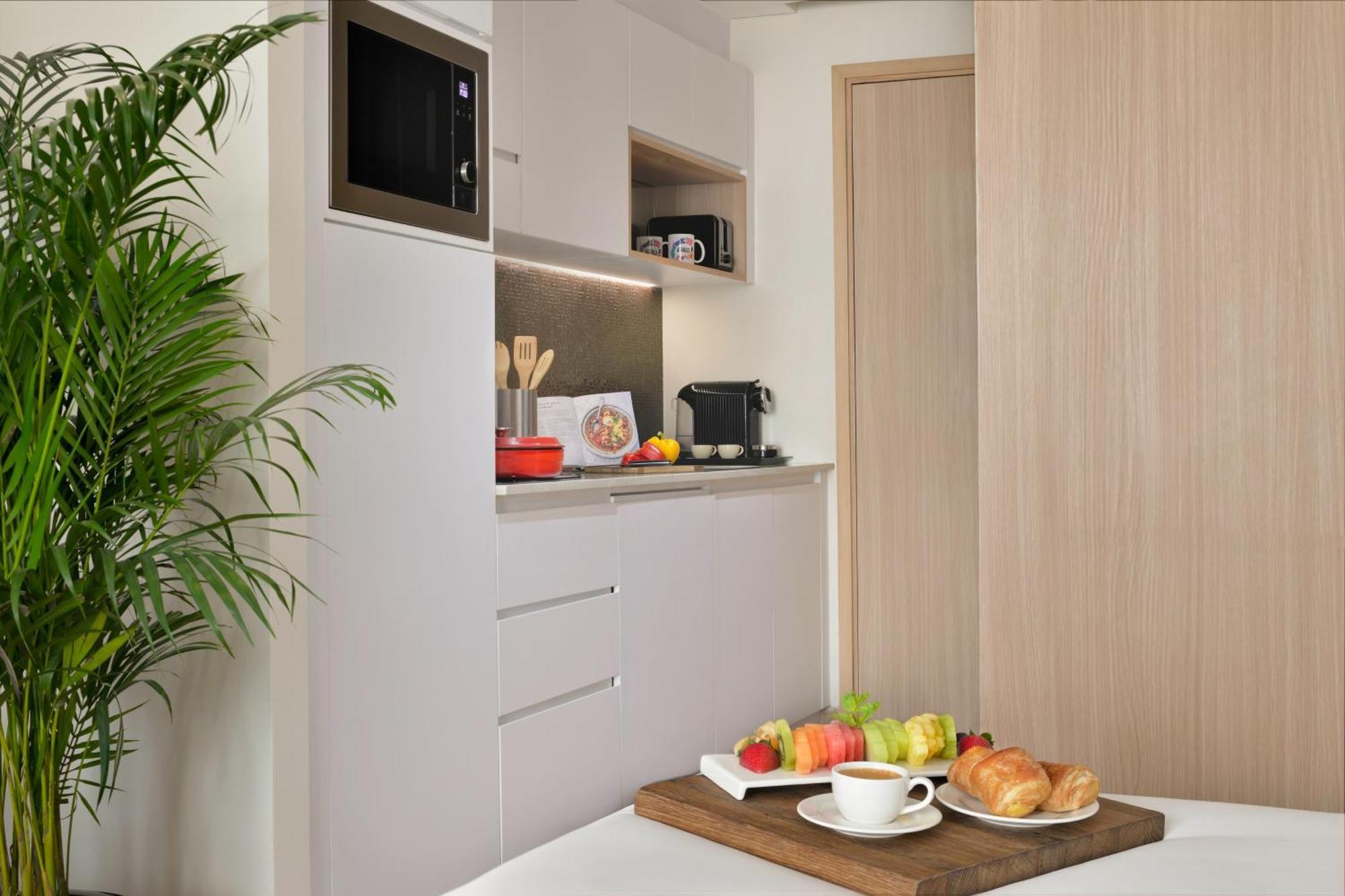 Adagio Premium The Palm Aparthotel Dubai